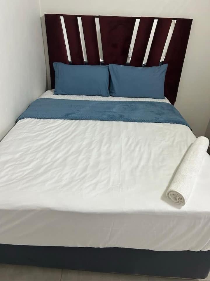 Chocolate City Guest House East London Eksteriør billede